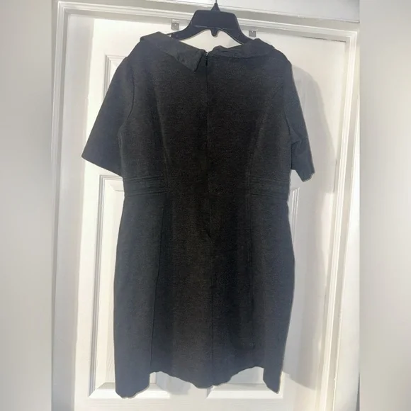 White House Black Market Business Dress - Picture 2 of 6